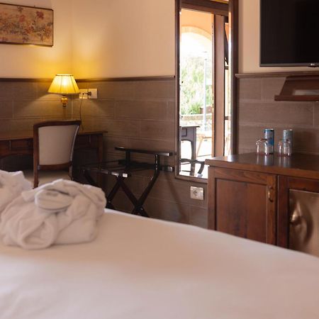 Sarand Relais-Adults Only Hotel Fondi Exterior photo